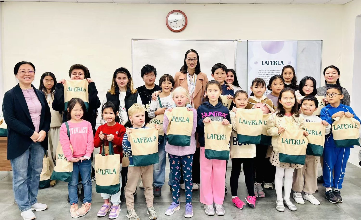 Children and teachers together at Malta Chinese School